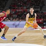 La Laguna Tenerife 'asalta' el Príncipe Felipe y cierra un marzo perfecto (8)