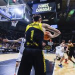 La Laguna Tenerife se lleva un sufrido y exigente pulso (4)