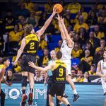 La Laguna Tenerife se lleva un sufrido y exigente pulso (9)