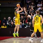 Impone su ley en Italia y saca su billete para la Final Four (21)