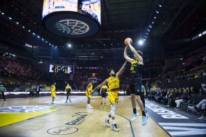 La Laguna Tenerife cae en la lucha por el tercer puesto (6)