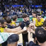 La Laguna Tenerife cae ante el Valencia, tras pelear hasta el final (8)