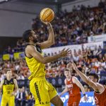 La Laguna Tenerife cae en el epílogo ante el BAXI Manresa (2)