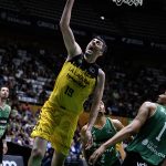 La Laguna Tenerife 'asalta' el Olímpic y se mete en semifinales (8)