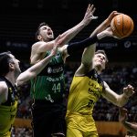 La Laguna Tenerife 'asalta' el Olímpic y se mete en semifinales (12)