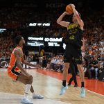 La Laguna Tenerife cede en Valencia (6)