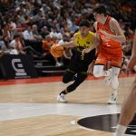 La Laguna Tenerife cede en Valencia (8)