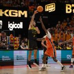 La Laguna Tenerife cede en Valencia (5)