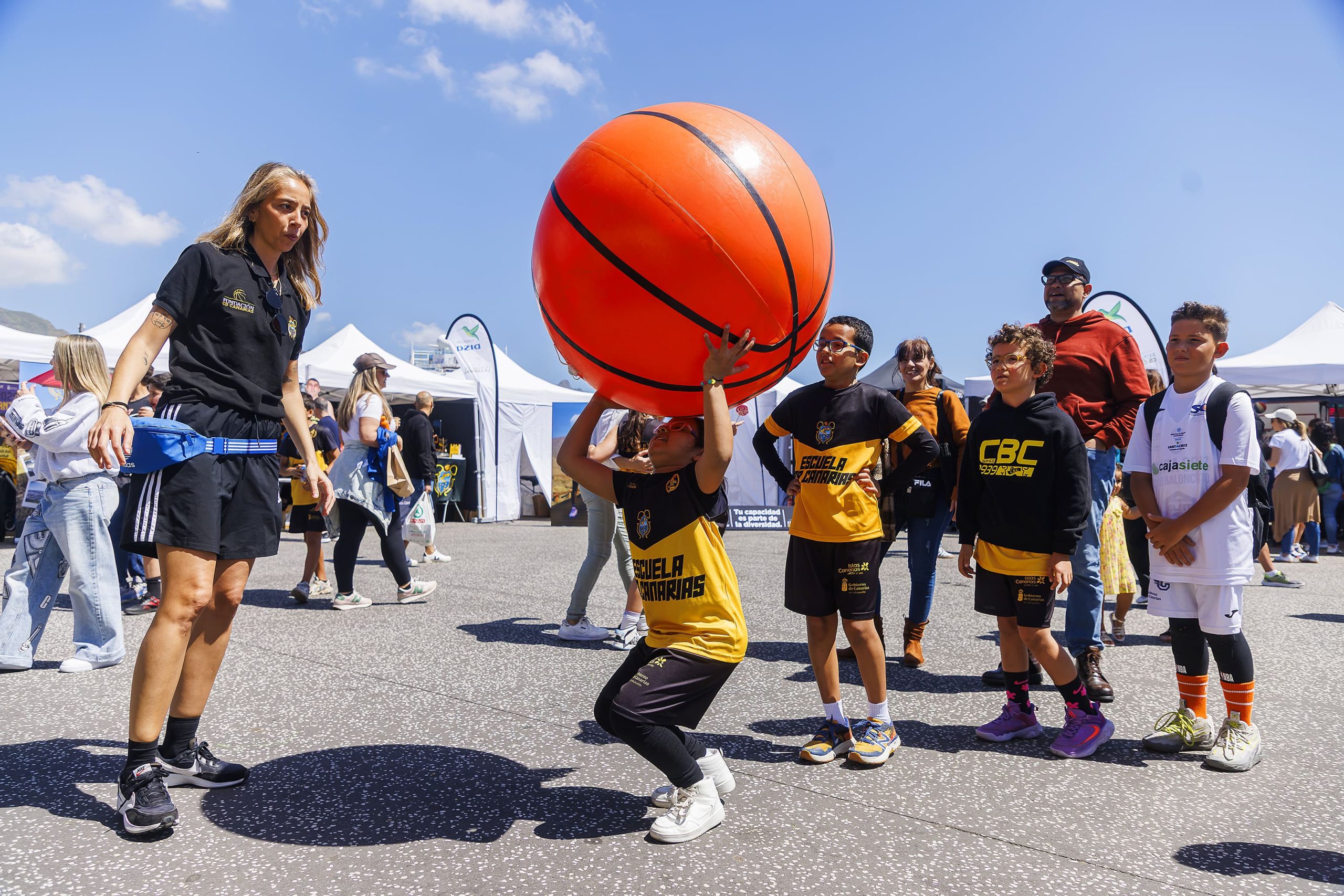 La Fundación CBC, presente en ExpoDeca con un amplio programa