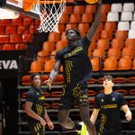 El Fundación CB Canarias 'asalta' La Fonteta (3)