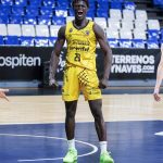 El filial aurinegro levanta un -17 para seguir invicto (15)