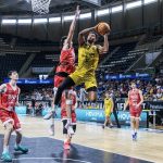 El filial aurinegro levanta un -17 para seguir invicto (17)