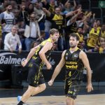 Trabajada victoria ante un buen San Pablo Burgos (12)