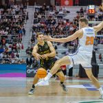 La Laguna Tenerife 'asalta' Fontajau y se lleva un partidazo (3)