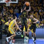 La Laguna Tenerife cede en los últimos segundos en un derbi muy trabado (11)