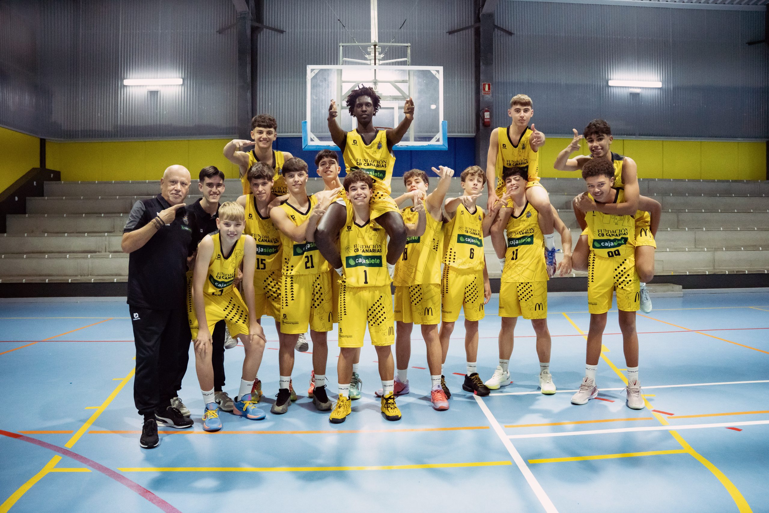 Precadete 2011 Cajasiete Santo Domingo