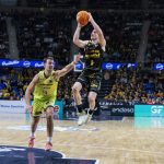 La Laguna Tenerife cae ante el Hiopos Lleida (10)