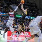 La Laguna Tenerife tumba al Baskonia y festeja su undécima alegría liguera (5)