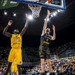 La Laguna Tenerife cae en Gran Canaria (1)