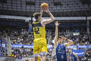 Cae en Burgos tras pelear hasta el final (6)