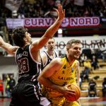 Cae en Trieste en los últimos minutos (7)