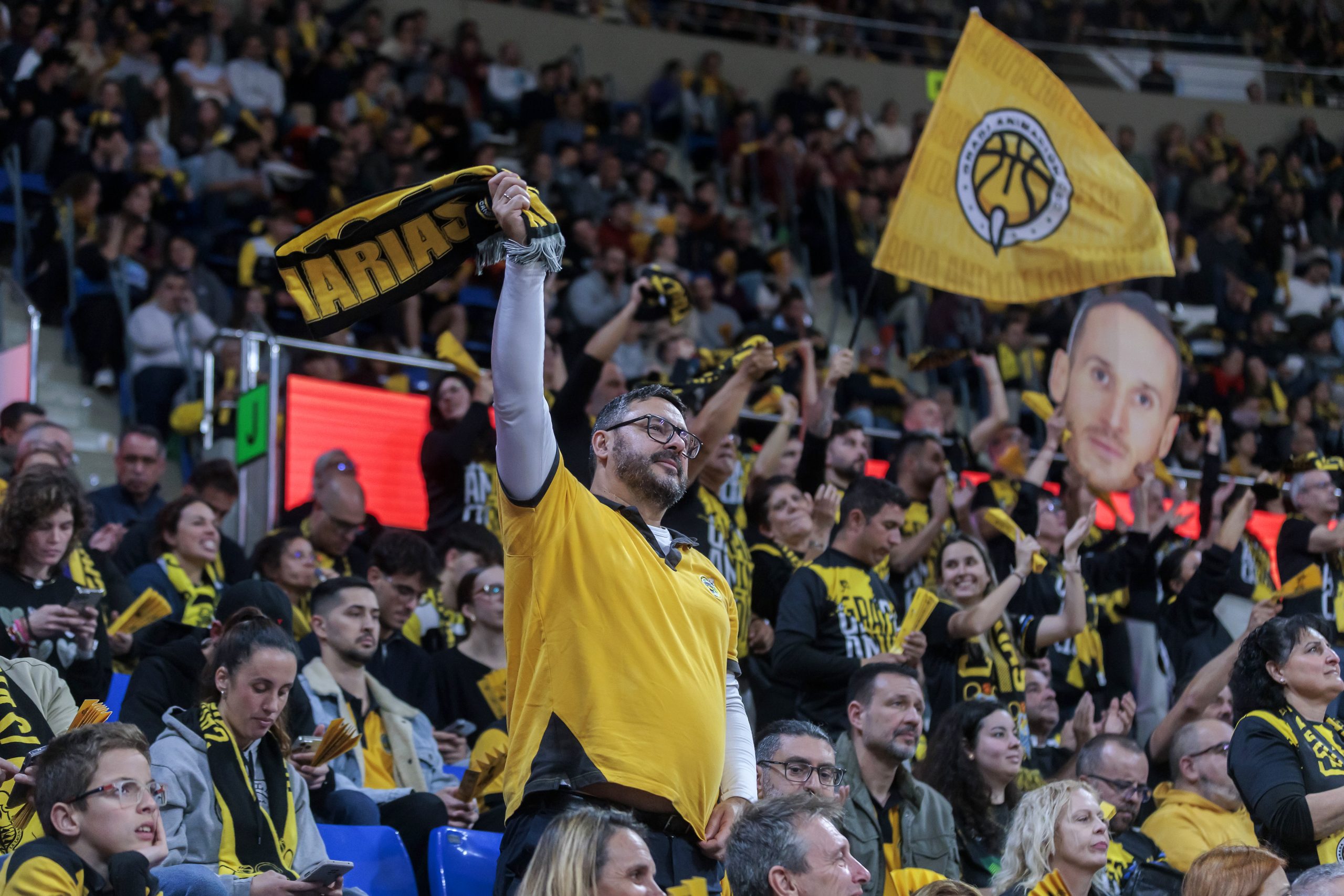 Noticia Los abonados accederán gratis al primer partido de 1/4 de la BCL