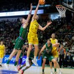 La Laguna Tenerife 'asalta' el Carpena con una exhibición coral (3)