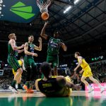 La Laguna Tenerife 'asalta' el Carpena con una exhibición coral (13)