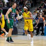 La Laguna Tenerife 'asalta' el Carpena con una exhibición coral (15)