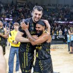 Otra exhibición colectiva para festejar la 15ª alegría liguera (13)