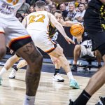 La Laguna Tenerife 'golpea' primero (8)