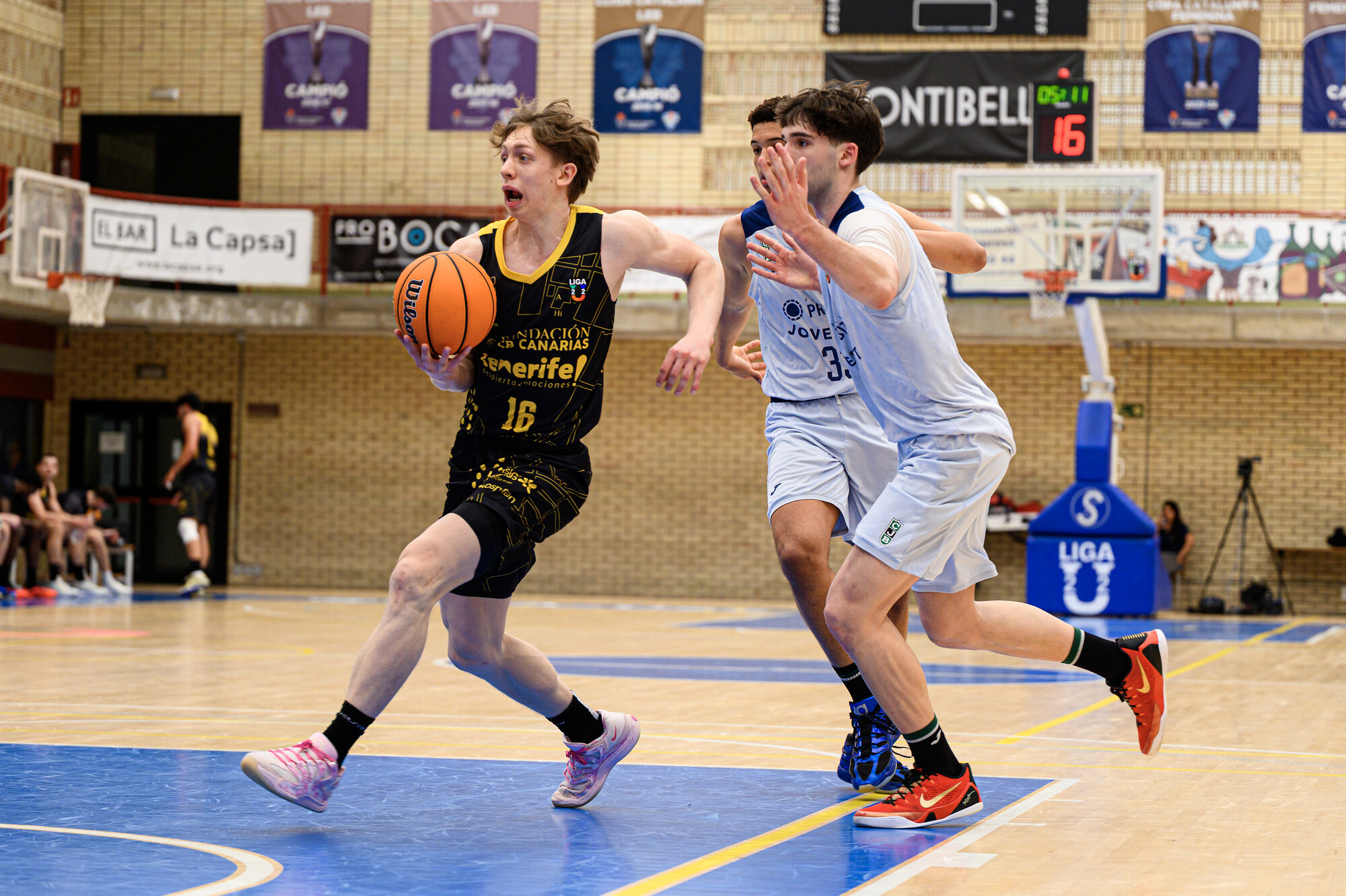 El U22 suma una victoria vital ante el Joventut Badalona Imagen de El U22 suma una victoria vital ante el Joventut Badalona