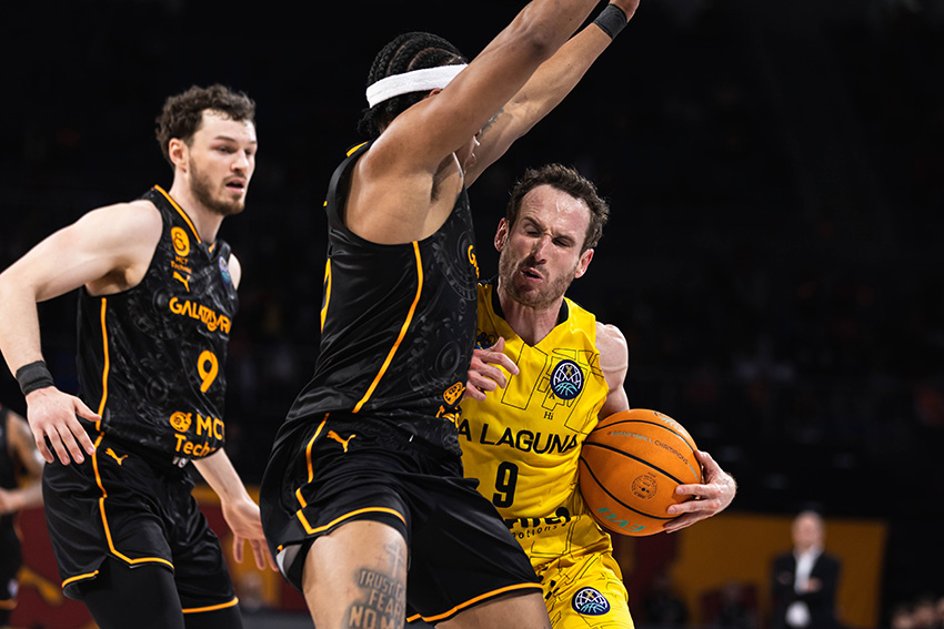 Ir a la noticia Cae en Estambul tras pelear hasta el final