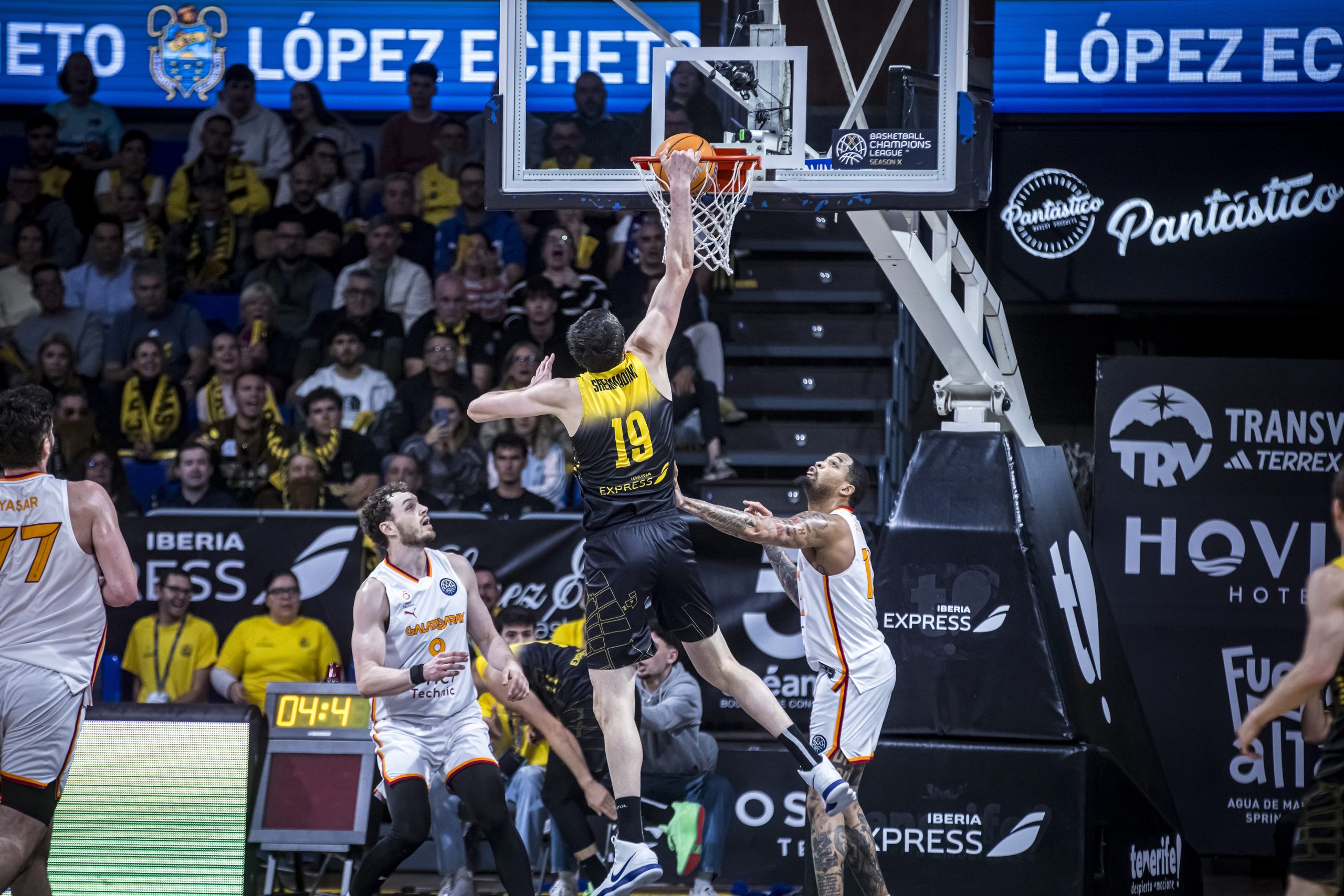 Noticia La Laguna Tenerife entra en la Final Four por la puerta grande