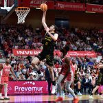 La Laguna Tenerife cede en el último cuarto (11)