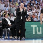 La Laguna Tenerife 'asalta' el Movistar Arena en una noche histórica (11)