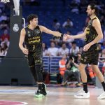 La Laguna Tenerife 'asalta' el Movistar Arena en una noche histórica (14)