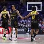 La Laguna Tenerife remata su hazaña y se mete en semifinales (12)
