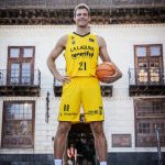 Así son las dos primeras equipaciones de La Laguna Tenerife 26/27 (10)