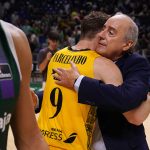 La Laguna Tenerife 'asalta' el Carpena con una gran victoria (18)