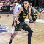 La Laguna Tenerife 'tumba' al líder Baskonia con un gran último cuarto (13)