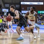 La Laguna Tenerife se aferra al liderato con un triunfo desde el barro (11)