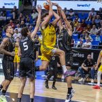Coraje y defensa para sumar la primera (16)
