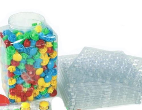 tabla y pinchos de colores