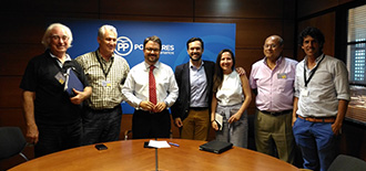 Imagen ReuniC3B3n-GPP-representantes-colombofilia-Tenerife.jpg