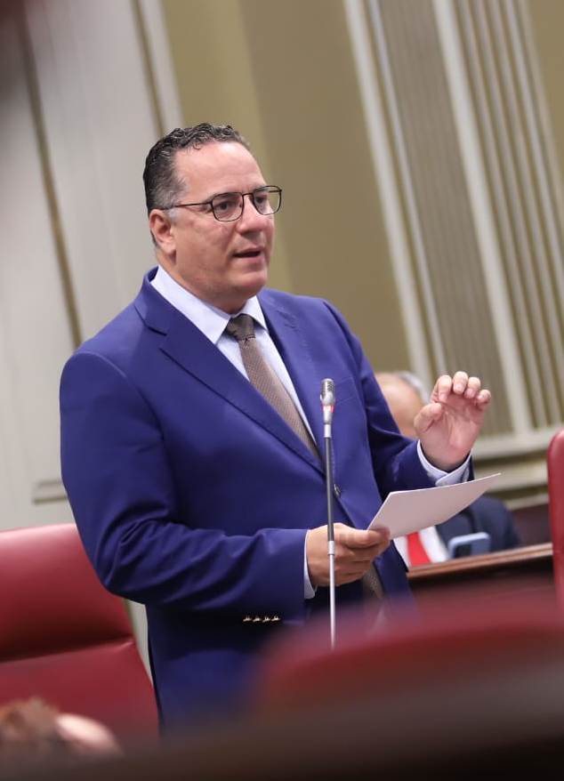 Imagen PoliSuarezpleno2.jpg
