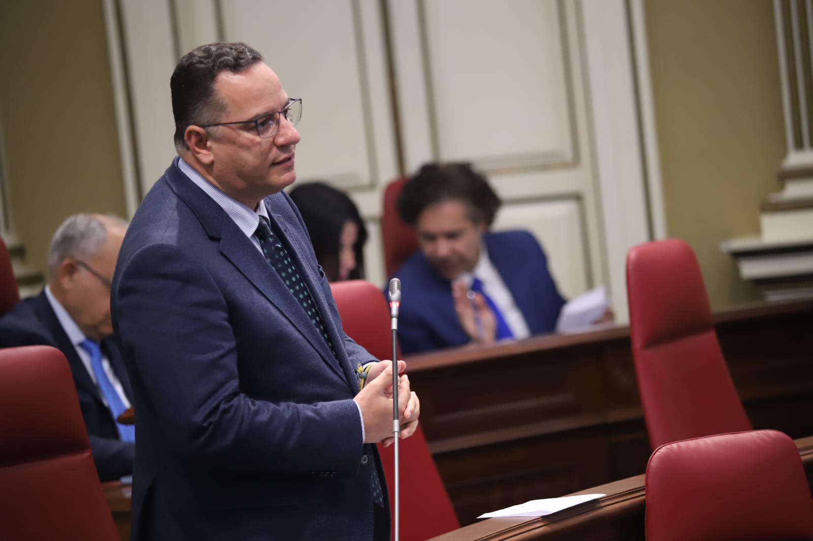 Imagen PoliSuarez2.jpg