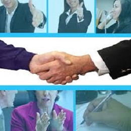 foto de unas manos estrechándose