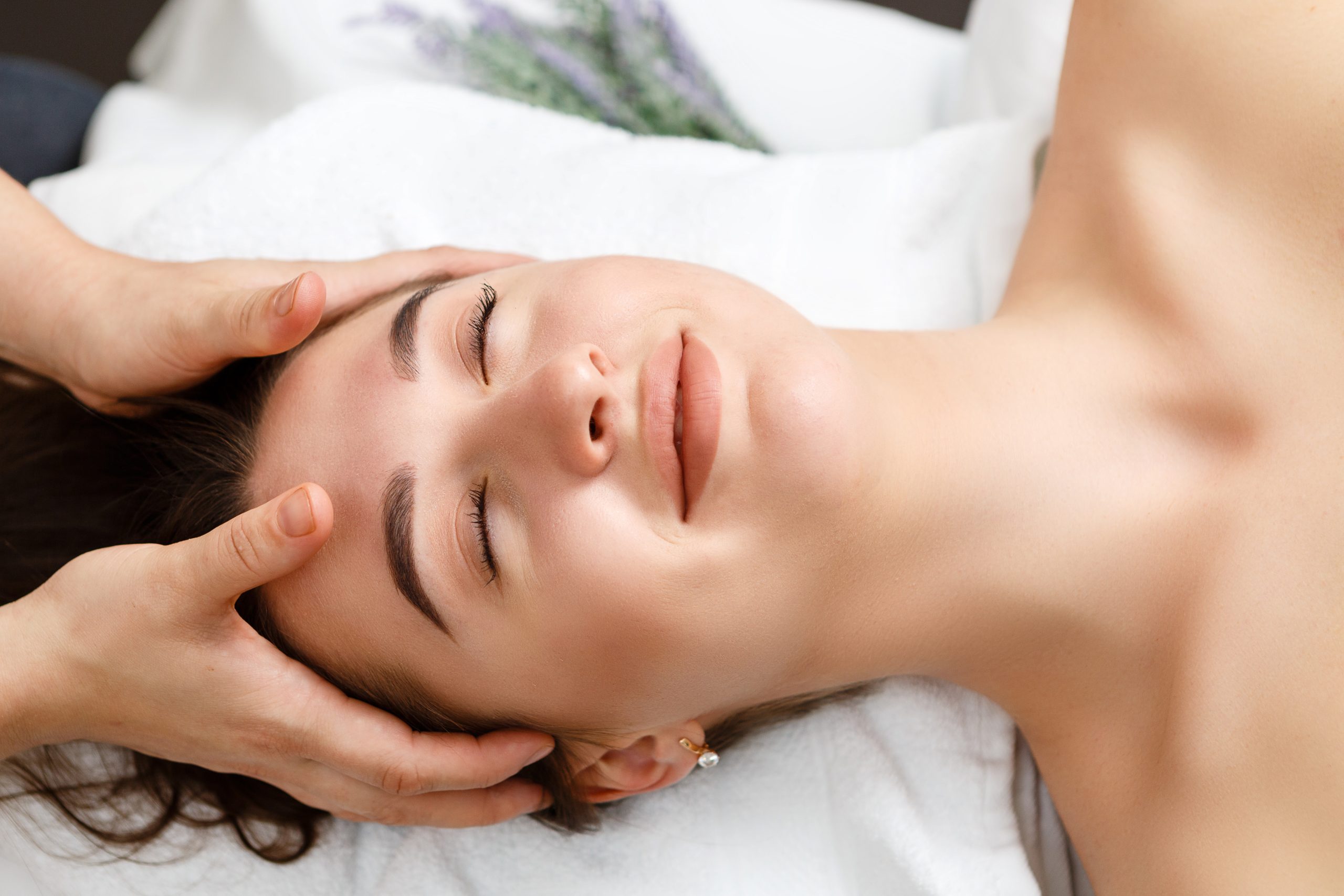 Imagen Facial-Ayurveda-scaled.jpg